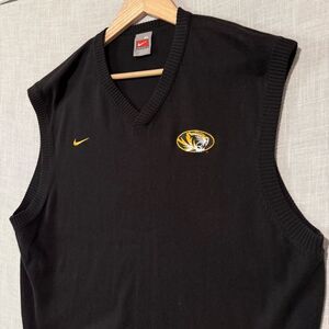 VNTG Nike Missouri Tigers Sweater Vest Mens XL Black Silk Sporty Preppy Athletic